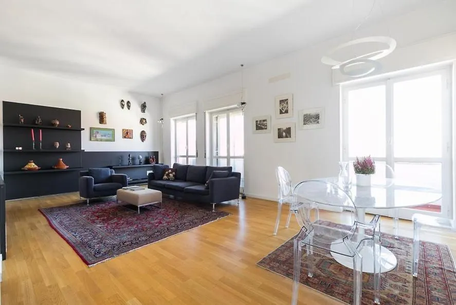 Sant'Ambrogio Elegance Apartment Milan