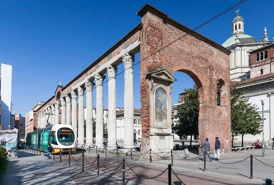 Sant'Ambrogio Elegance Apartment Milan Italy