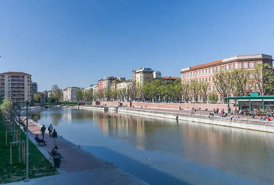 Sant'Ambrogio Elegance Apartment Milan 0*,  Italy
